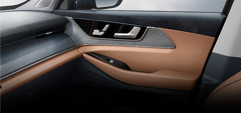 Zero gravity seats with headrest audio system